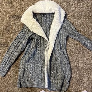 Warm and comfy cardigan!